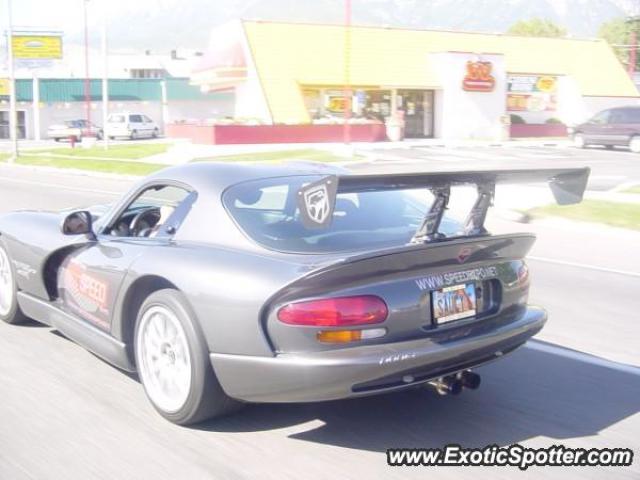 Dodge Viper spotted in Orem, Utah