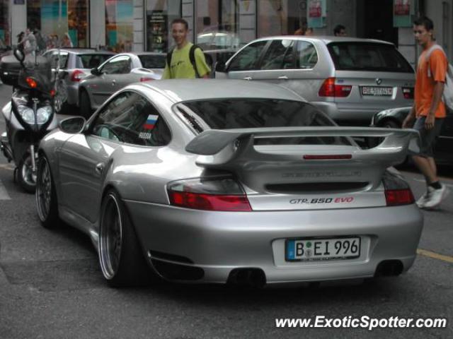 Porsche 911 Turbo spotted in Geneva, Switzerland