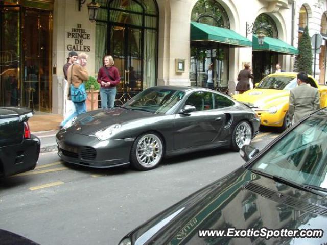 Porsche 911 Turbo spotted in Paris, France