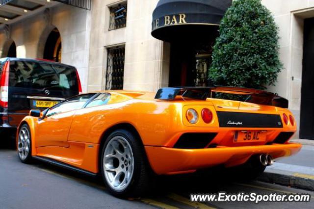 Lamborghini Diablo spotted in Paris, France