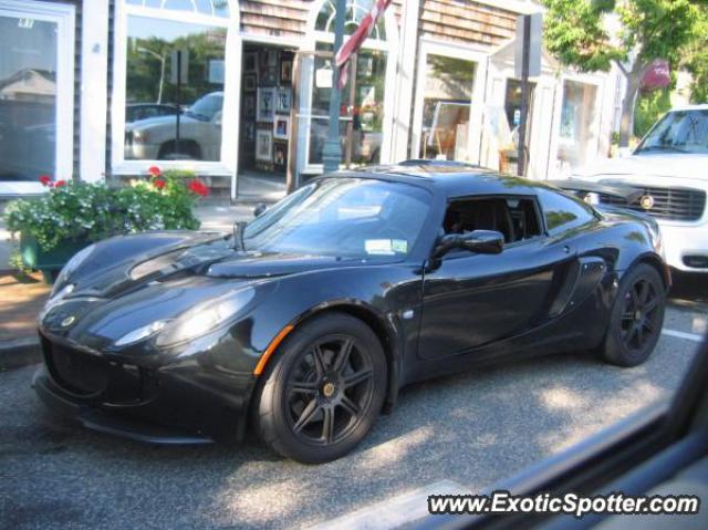 Lotus Exige spotted in Hamptons, New York