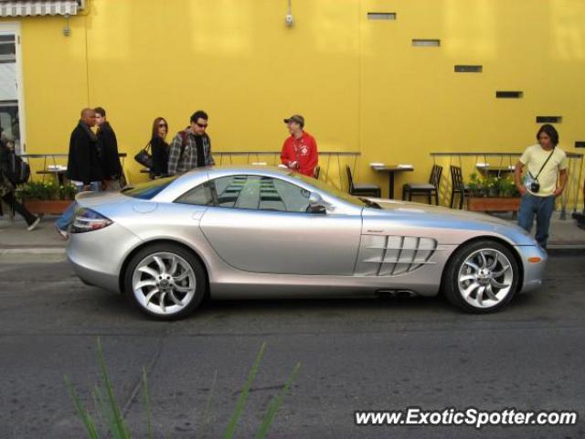 Mercedes SLR spotted in Toronto, Canada