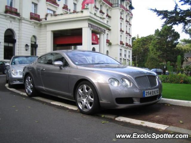 Bentley Continental spotted in La Baule, France