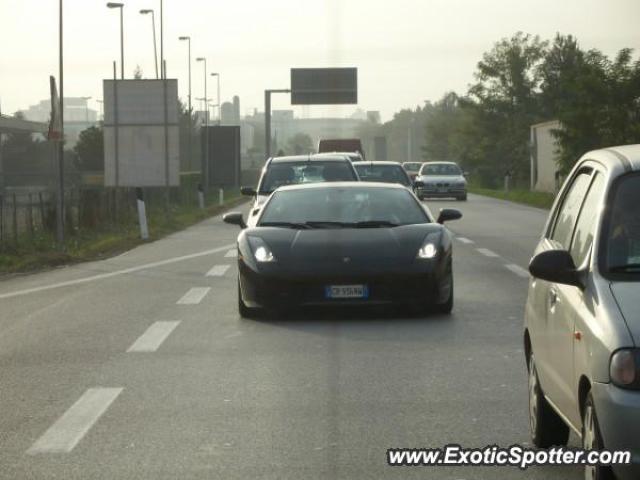 Lamborghini Gallardo spotted in Oderzo, Italy