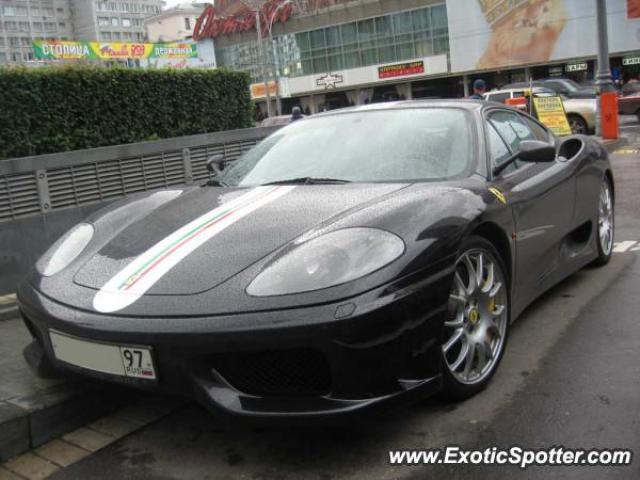 Ferrari 360 Modena spotted in Moscow, Russia