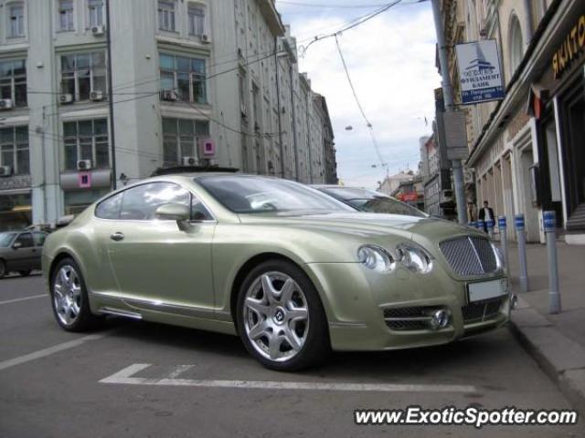 Bentley Continental spotted in Moscow, Russia