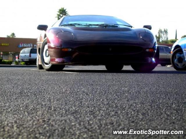 Jaguar XJ220 spotted in Tucson, Arizona