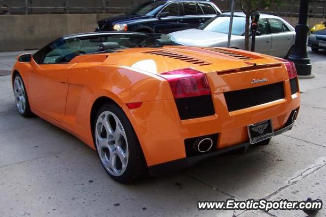 Lamborghini Gallardo spotted in Chicago, Illinois