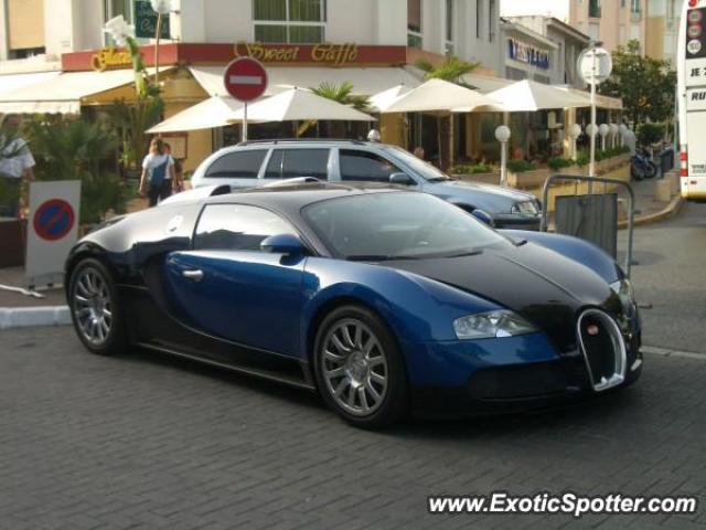 Bugatti Veyron spotted in Cannes, France