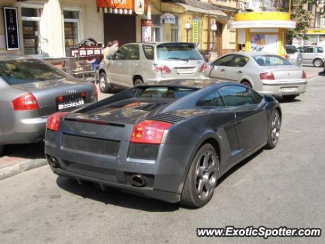 Lamborghini Gallardo spotted in Kyiv, Ukraine