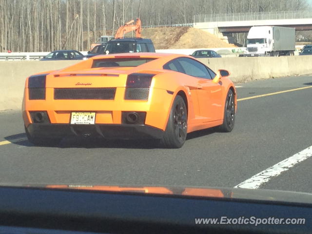 Lamborghini Gallardo spotted in Lancaster, Pennsylvania