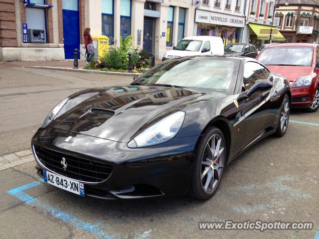 Ferrari California spotted in Normandy, France