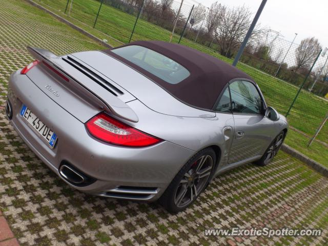 Porsche 911 Turbo spotted in Padova, Italy