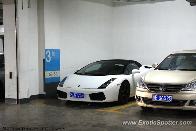 Lamborghini Gallardo spotted in Shanghai, China