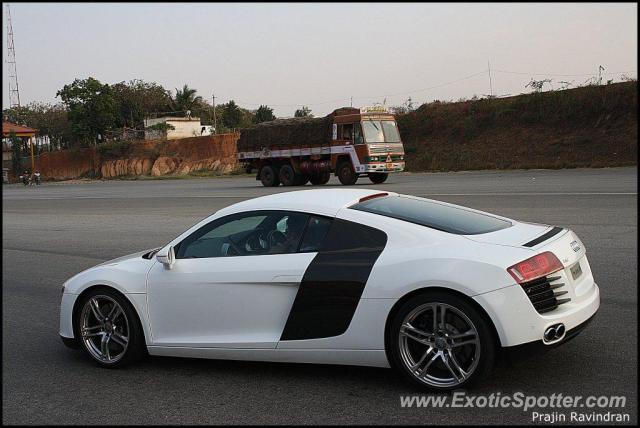 Audi R8 spotted in Bangalore, India