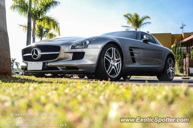 Mercedes SLS AMG spotted in Brasilia, Brazil