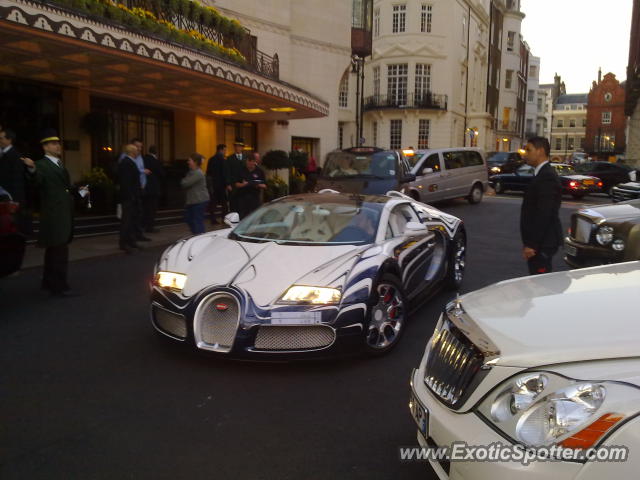 Bugatti Veyron spotted in London, United Kingdom