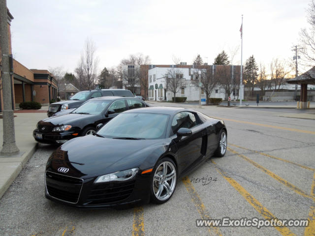 Audi R8 spotted in Lake Forest, Illinois