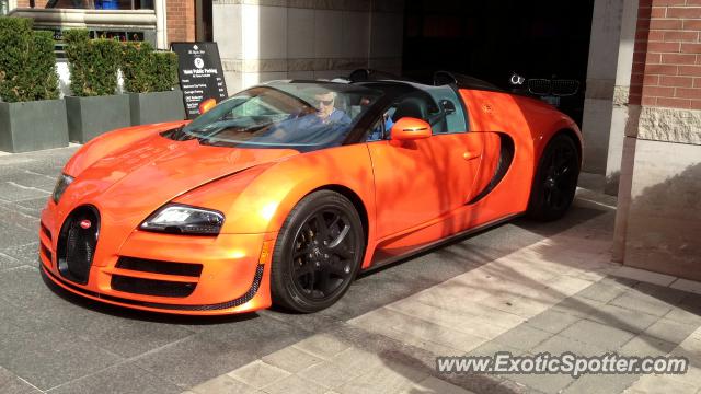 Bugatti Veyron spotted in Toronto, Canada