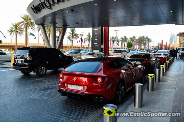 Ferrari FF spotted in Dubai, United Arab Emirates