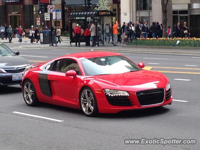 Audi R8 spotted in Chicago, Illinois