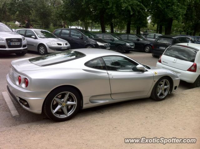 Ferrari 360 Modena spotted in Paris, France