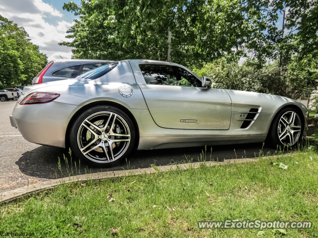 Mercedes SLS AMG spotted in Paramus, New Jersey