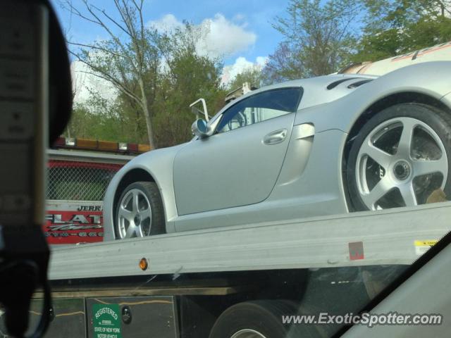 Porsche Carrera GT spotted in Danbury, Connecticut