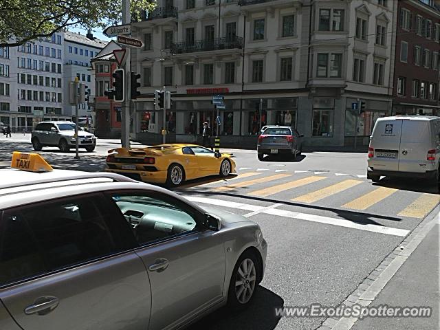 Lamborghini Diablo spotted in Zurich, Switzerland