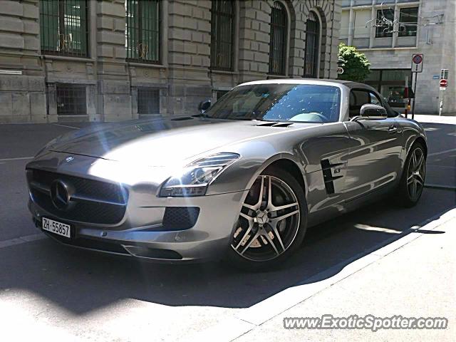 Mercedes SLS AMG spotted in Zurich, Switzerland