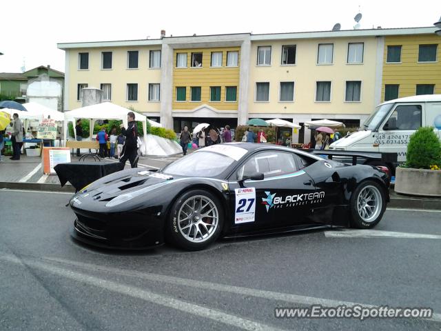 Ferrari 458 Italia spotted in Bergamo, Italy