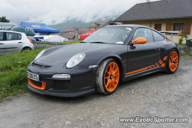 Porsche 911 GT3 spotted in Seyssel, France