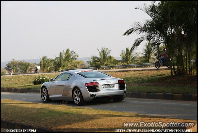 Audi R8 spotted in Bangalore, India