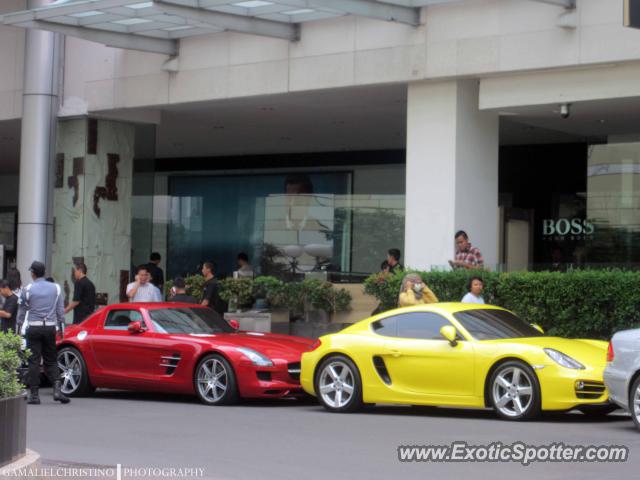 Mercedes SLS AMG spotted in Jakarta, Indonesia