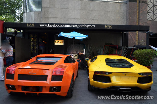 Lamborghini Aventador spotted in Mexico City, Mexico