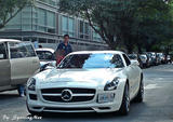 Mercedes SLS AMG