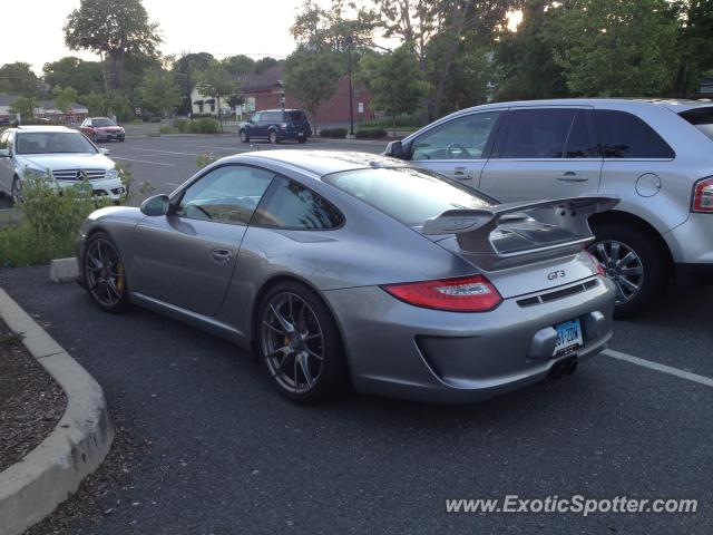 Porsche 911 GT3 spotted in Newtown, Connecticut