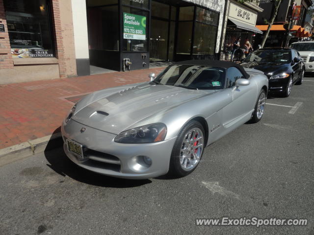 Dodge Viper spotted in Red Bank, New Jersey