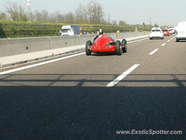 Ferrari 250 spotted in Bergamo, Italy