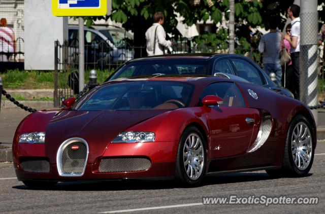 Bugatti Veyron spotted in Moscow, Russia