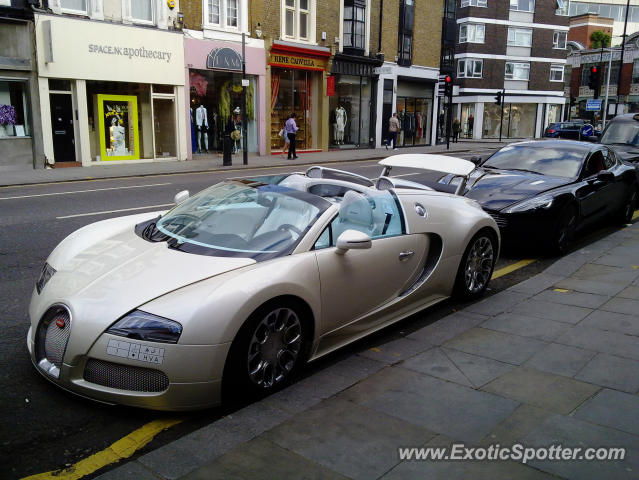 Bugatti Veyron spotted in London, United Kingdom