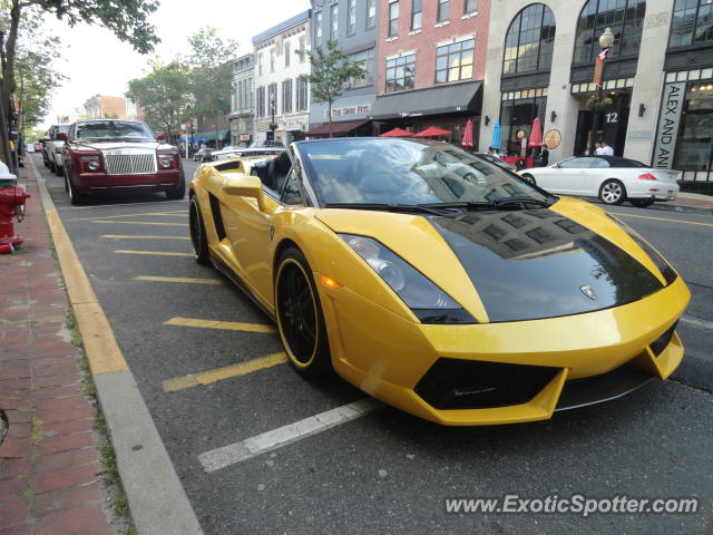 Lamborghini Gallardo spotted in Red Bank, New Jersey