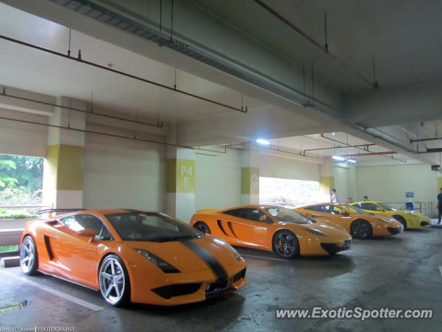 Lamborghini Gallardo spotted in Jakarta, Indonesia