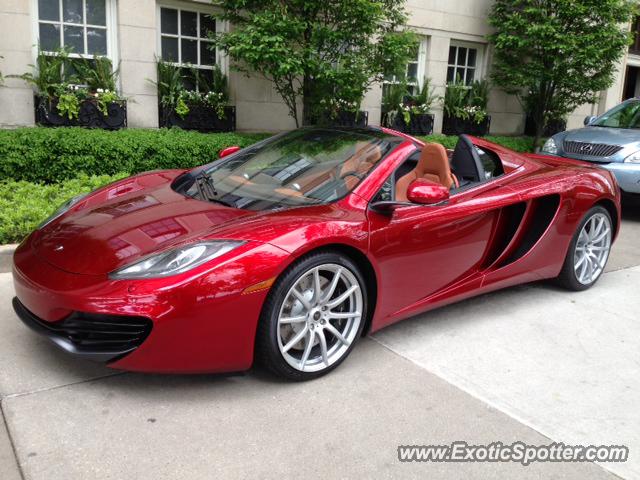 Mclaren MP4-12C spotted in Chicago, Illinois