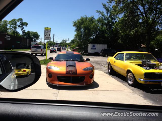 Dodge Viper spotted in Downers Grove, Illinois