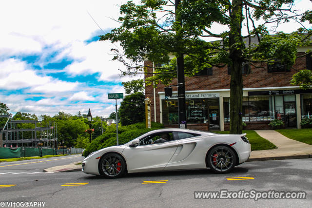 Mclaren MP4-12C spotted in Ridgefield, Connecticut