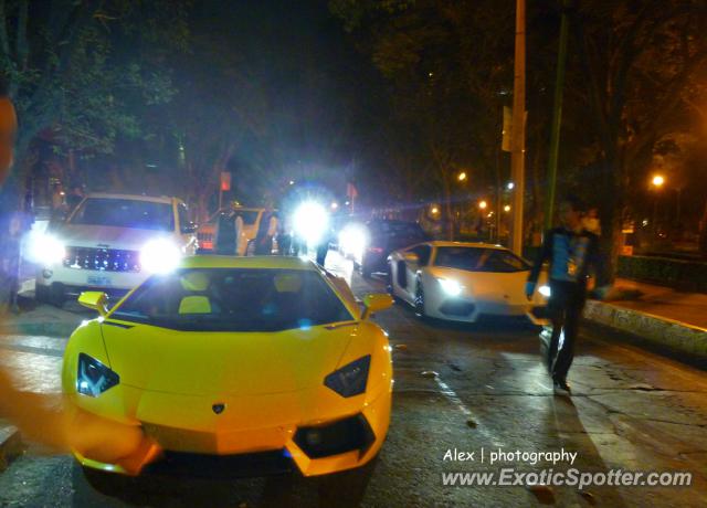 Lamborghini Aventador spotted in Distrito Federal, Mexico