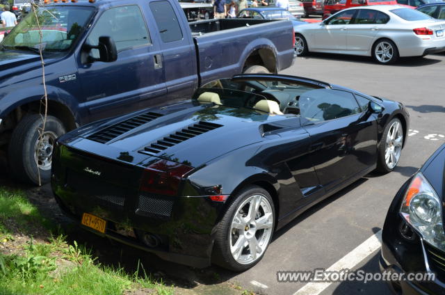 Lamborghini Gallardo spotted in Greenwich, Connecticut