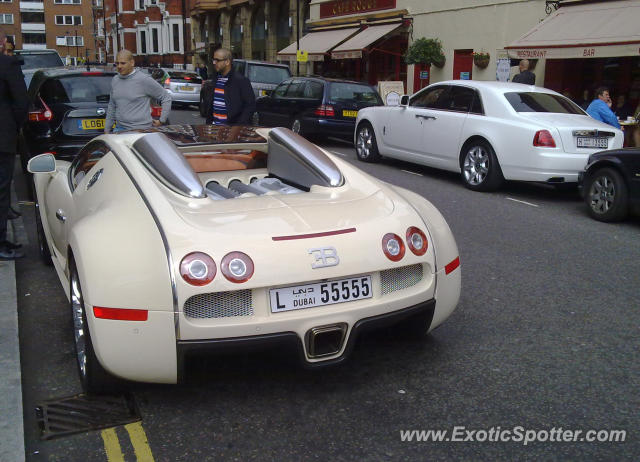 Bugatti Veyron spotted in London, United Kingdom