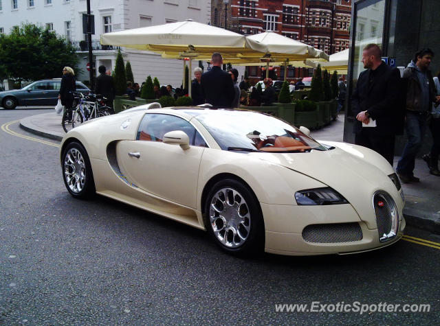 Bugatti Veyron spotted in London, United Kingdom